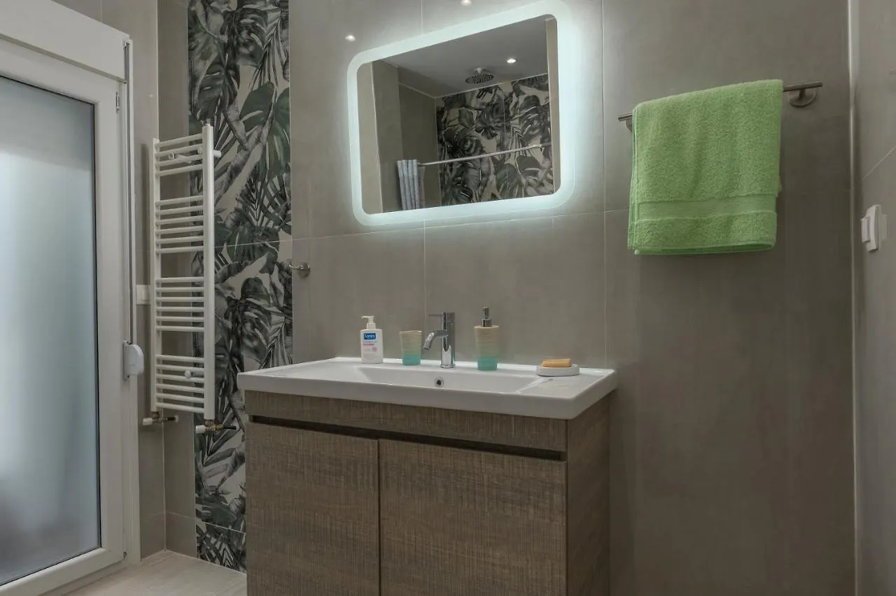 Kosmos Service Apartment City Center 3 With Additional Cost Parking Thessaloniki